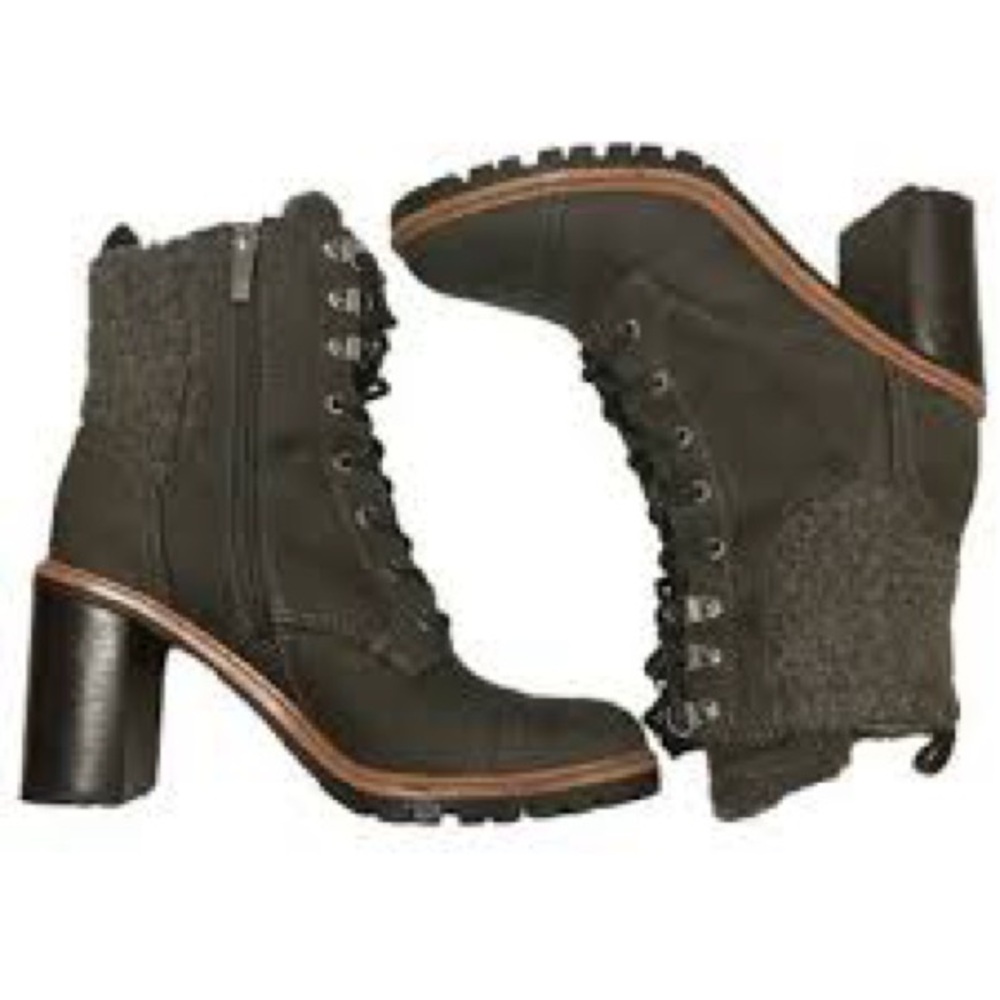 Nine West Phaedra Lace up Bootie Dark Grey Size 9